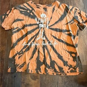 Women’s live your best life skeleton orange short sleeve shirt size small